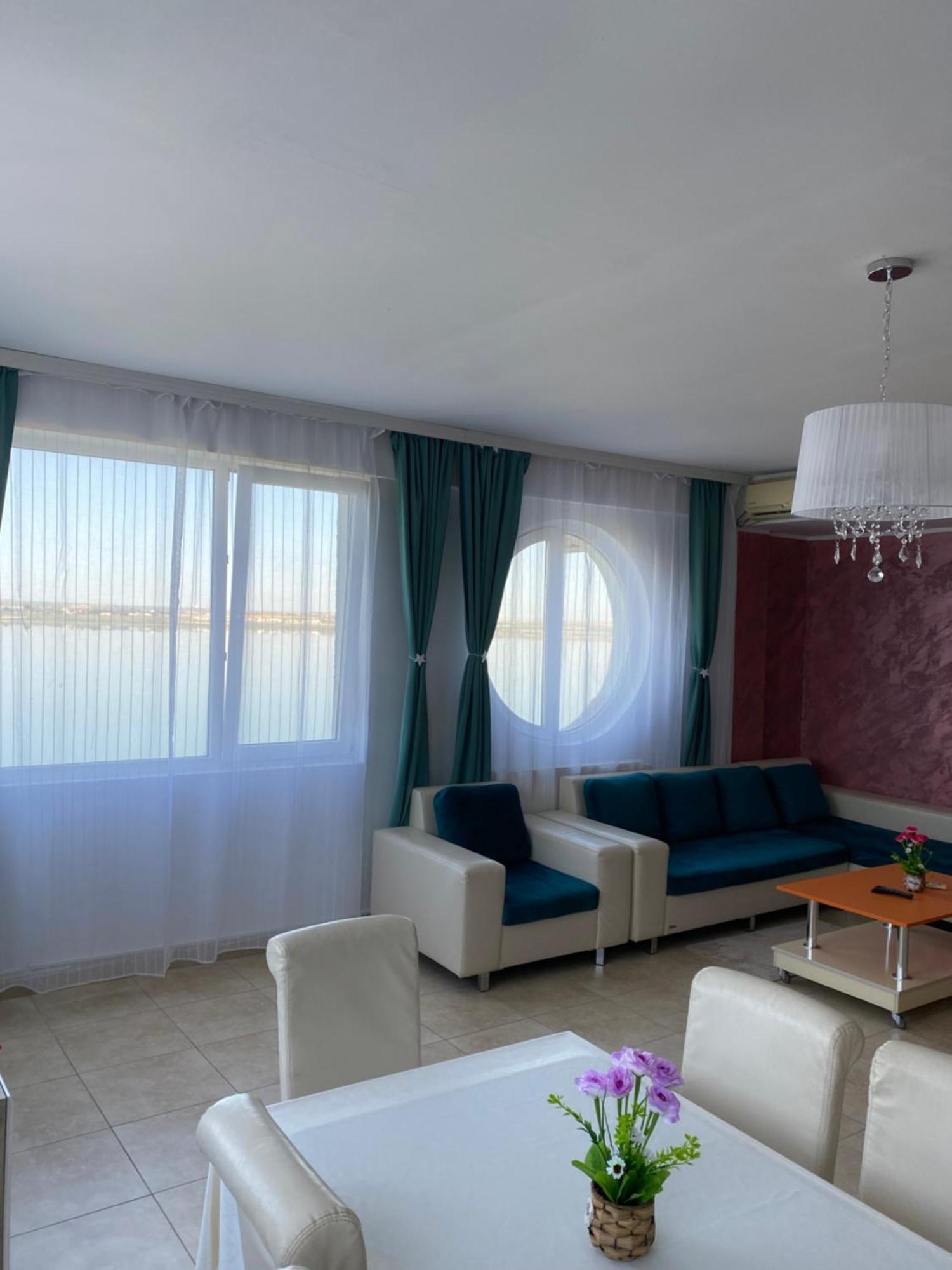 Ionut Summerland Apartments Mamaia Extérieur photo